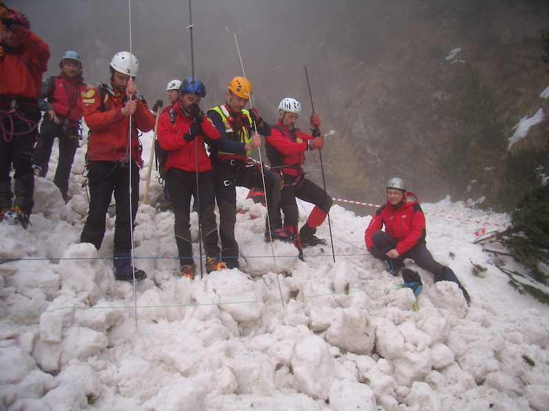 Non c'è neve, ma c'è il ghiaccio, il Soccorso Alpino: «E' sempre